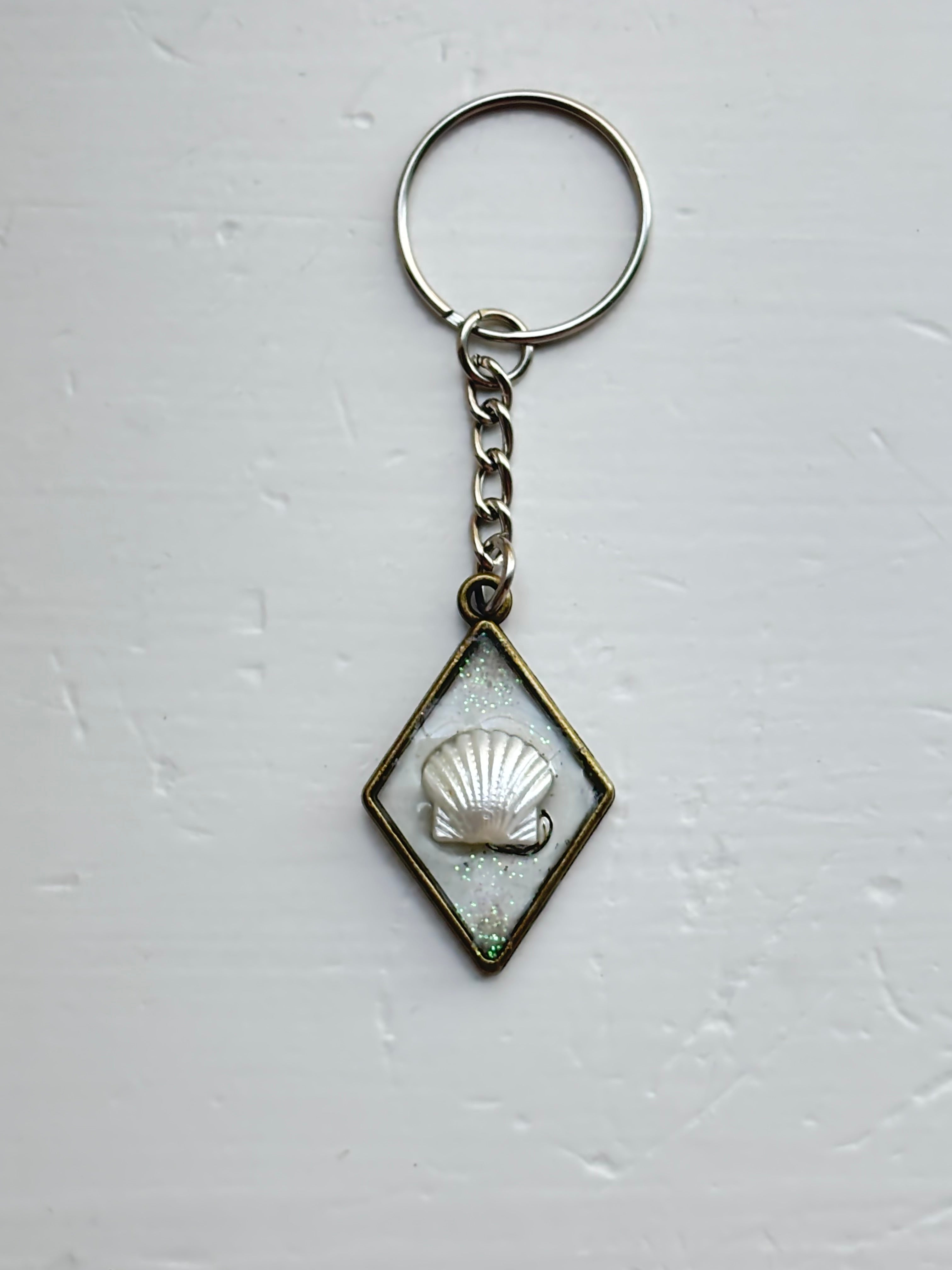 Pearl Seashell Keychain